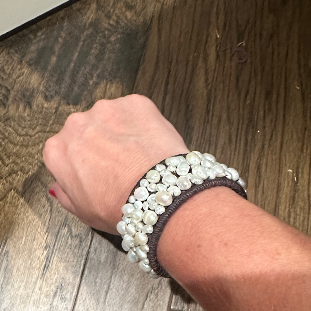 Elegant Freshwater Pearl Bracelet